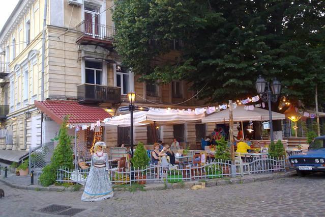 Kinodom Na Deribasovskoy Apartament Odessa Zewnętrze zdjęcie